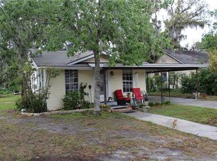 105 Earl St, Auburndale, FL 33823