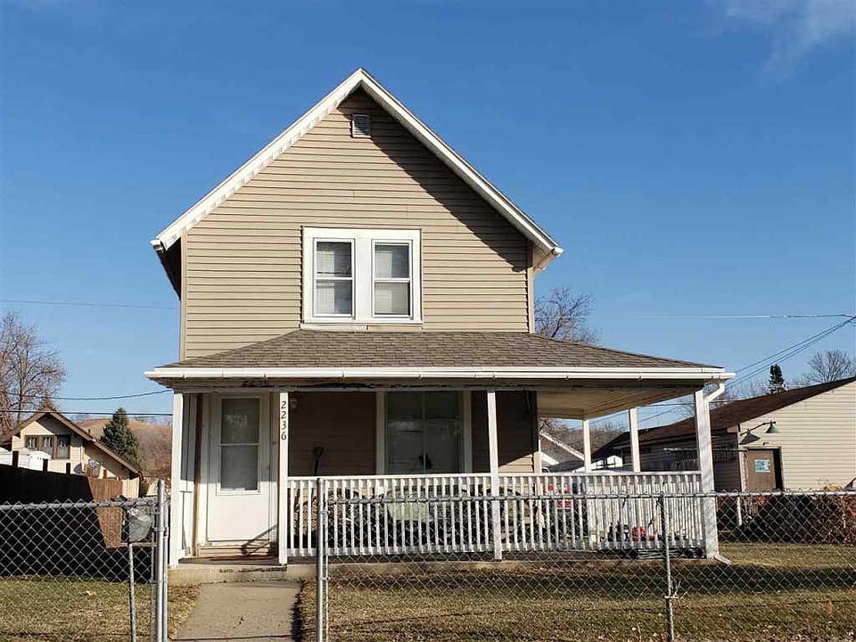 2nd image of 2236 Bryan St