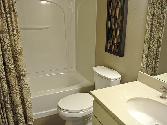 4th image of 1024 W Harmon Day Drive 14840 S #242