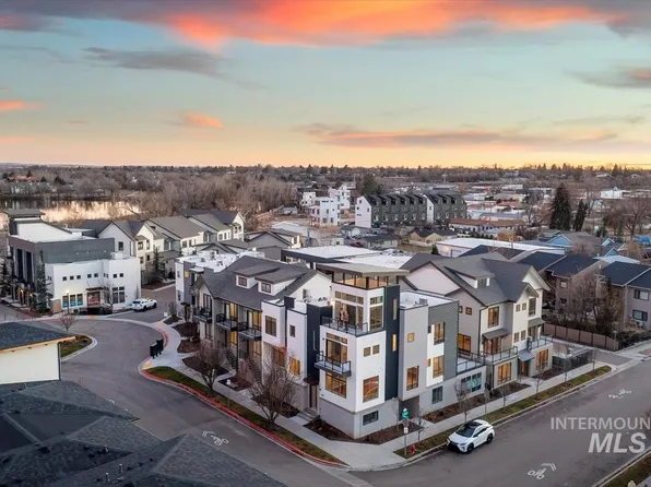 3571 N Adams St Building B-32, Garden City, ID 83714