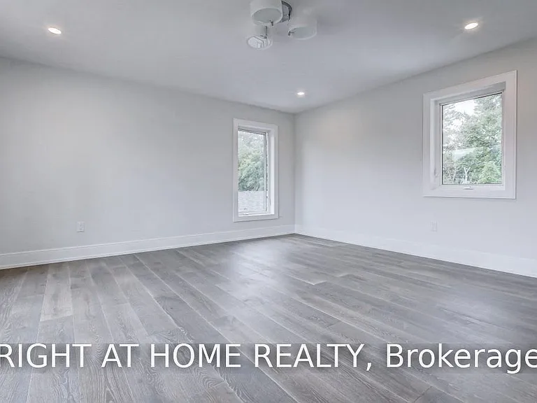 1165 Pinegrove Rd — Photo 17