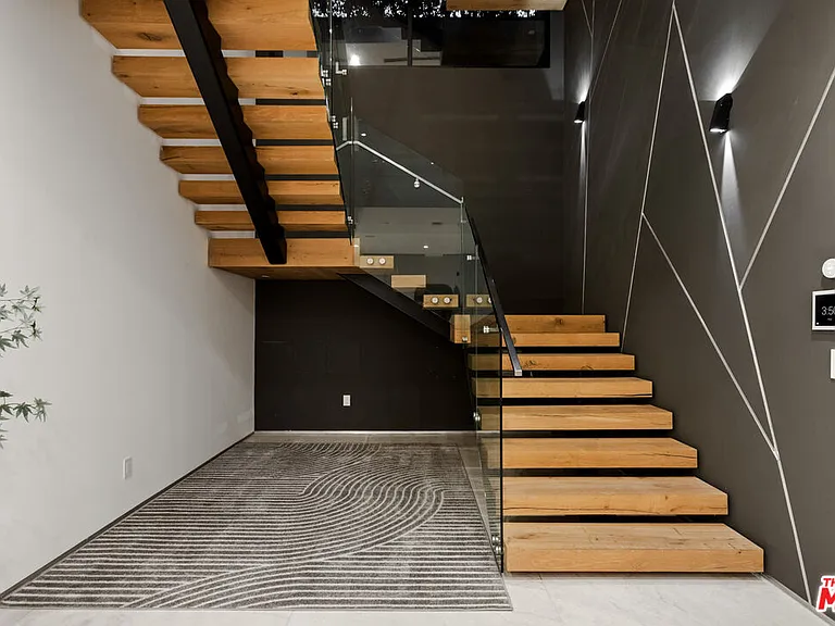 356 N La Jolla Ave — Photo 33