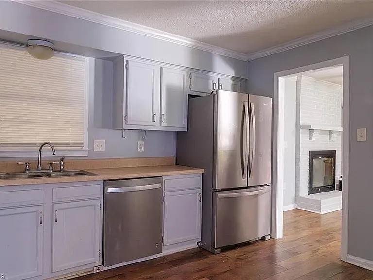 3706 Westfield St — Photo 7