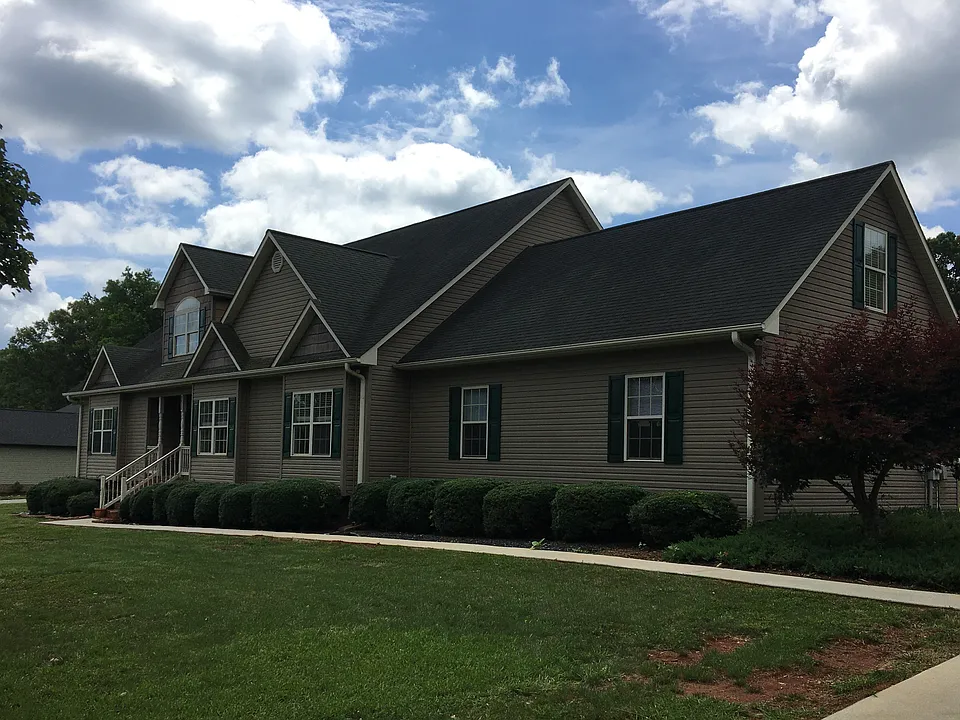 2034 Waterford Pointe Rd
