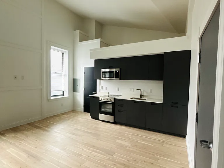 601 York St #2 — Photo 1