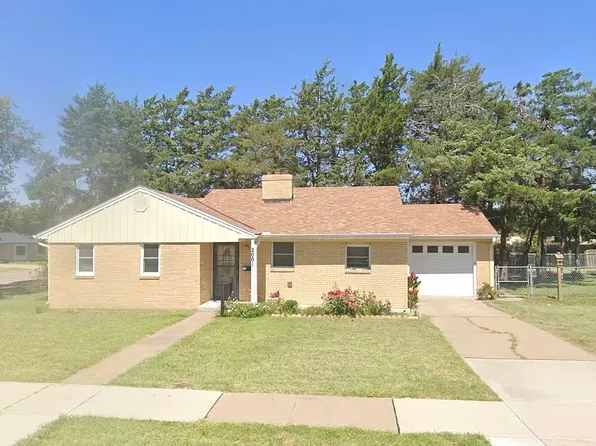 2001 Allen St, Hays, KS 67601