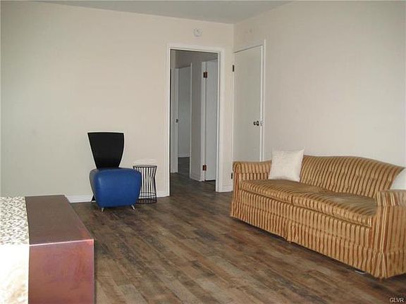 5th image of 1510 Lansdale Ave