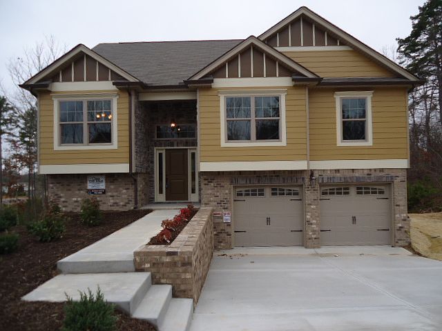 1st image of 1018 Jonas Dr Lot 109