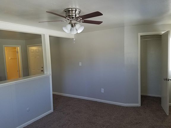 4th image of 2807 Merriam Ln APT 3