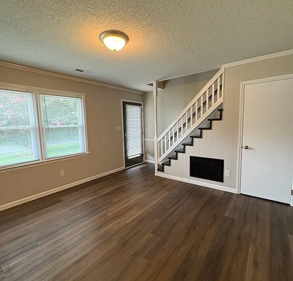 615 Linden St #4 — Photo 11