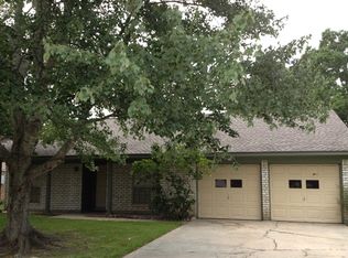 164 Dallas St, Angleton, TX 77515