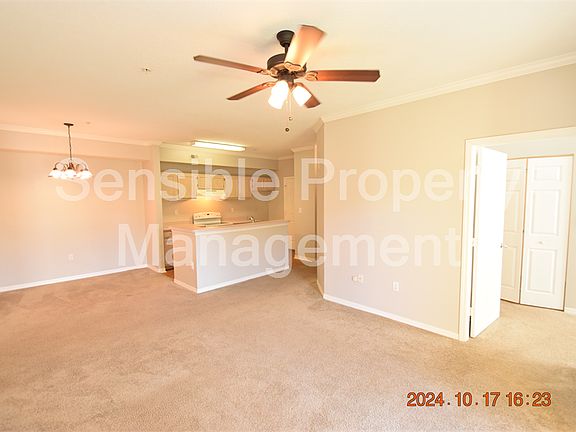 4th image of 5610 Pinnacle Heights Cir APT 203