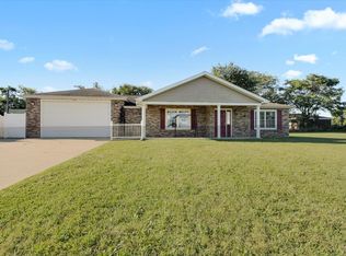 1308 Rockland Dr, Rantoul, IL 61866