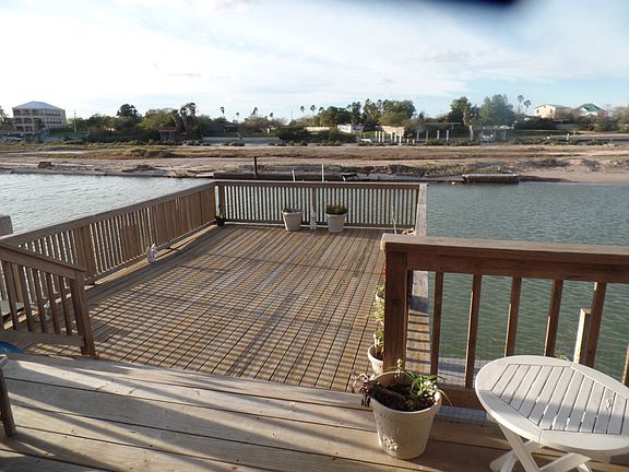 3rd image of 1406 Harbor Island Dr