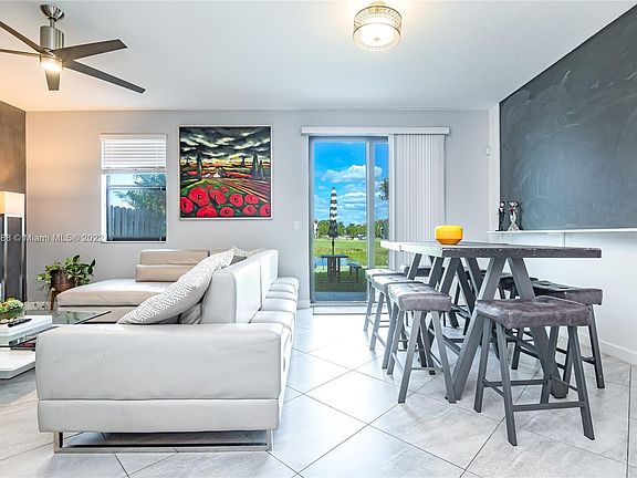 4th image of 12931 Anthorne Ln #12931