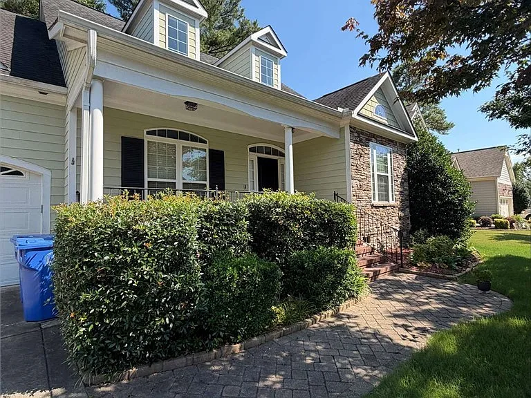 Thorngrove Ct — Photo 2