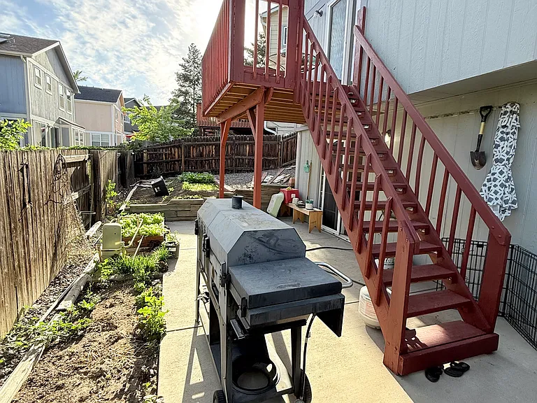 8043 Clay Dr — Photo 34