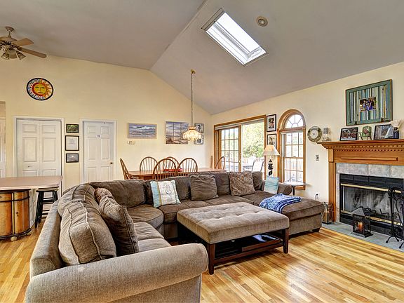 2nd image of 6 S Ferris St