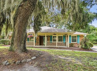 2421 Dolphin Drive, Savannah, GA 31406