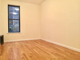 Rented by NYLA Realty