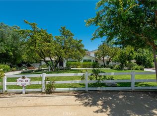 5460 Round Meadow Rd, Hidden Hills, CA 91302