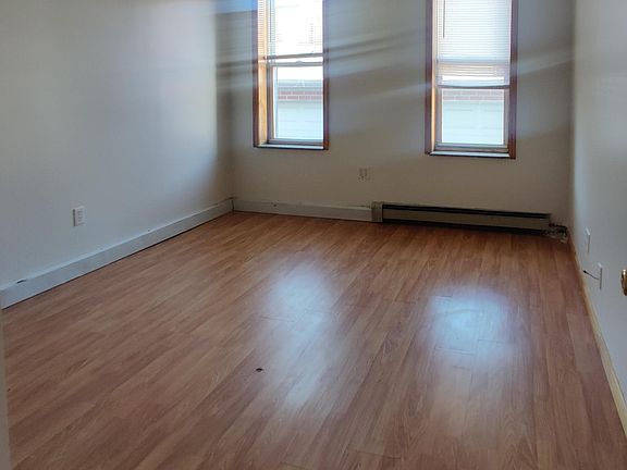 4th image of 1869 77th St #1