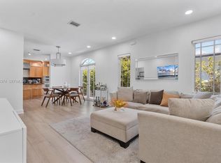 2231 SW 17th St, Miami, FL 33145