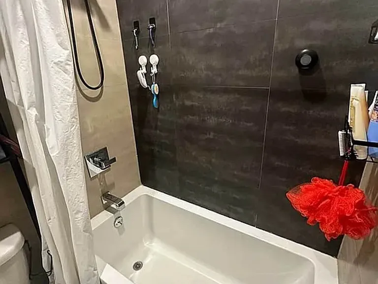 127 Kingston Ave #2R — Photo 6