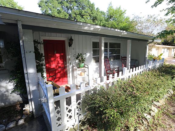 2nd image of 11 Waynel Cir SE