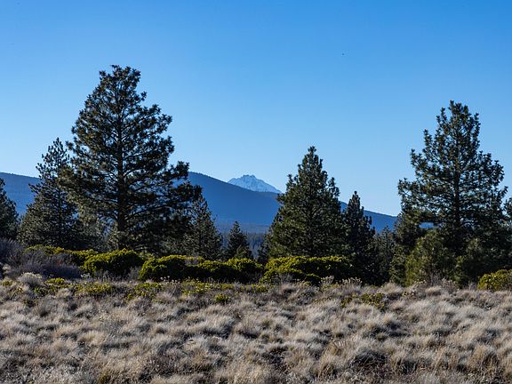 3rd image of 18858 Ridgeline Dr