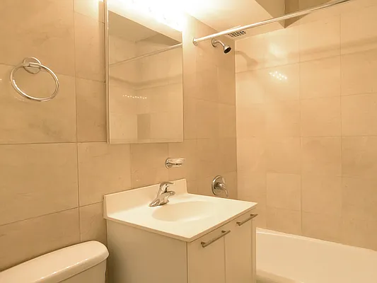 Rented by Compass | media 20