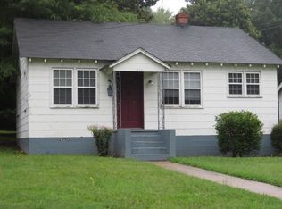 511 Pleasant St, South Hill, VA 23970