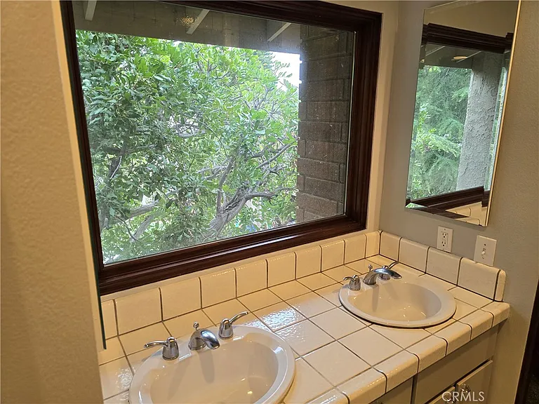 4249 Park Alisal — Photo 25