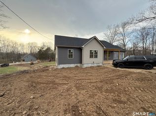 247 Green Holow Rd, Killingly, CT 06239