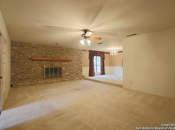 4th image of 15718 Blue Creek St