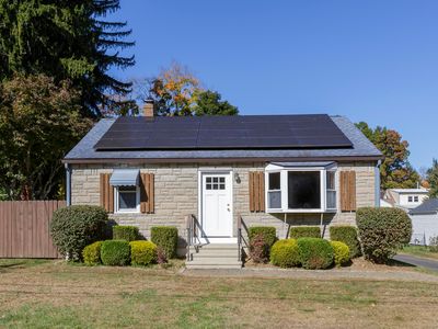 6 Fairchild Dr, Bethel, CT, 06801