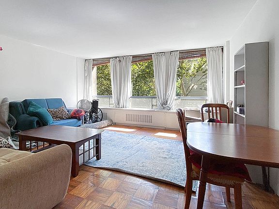 2nd image of 300 E 33rd St APT 3P