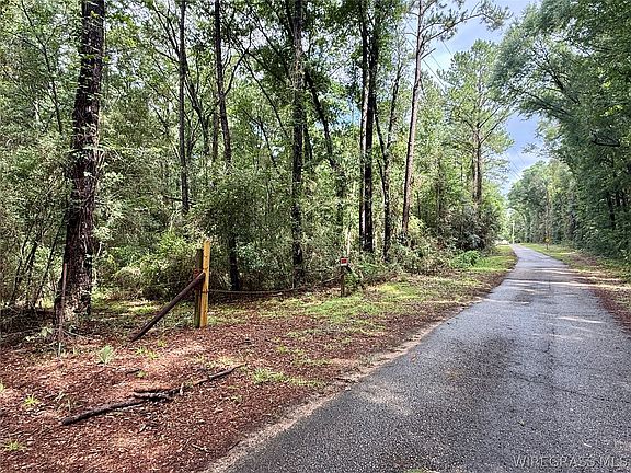 5th image of Private Road 1702