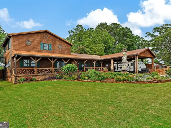 101 Myrtle St, Lavonia, GA 30553