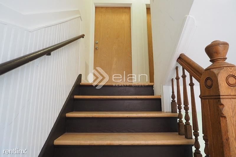 1st image of 1919 W Armitage Ave #3R