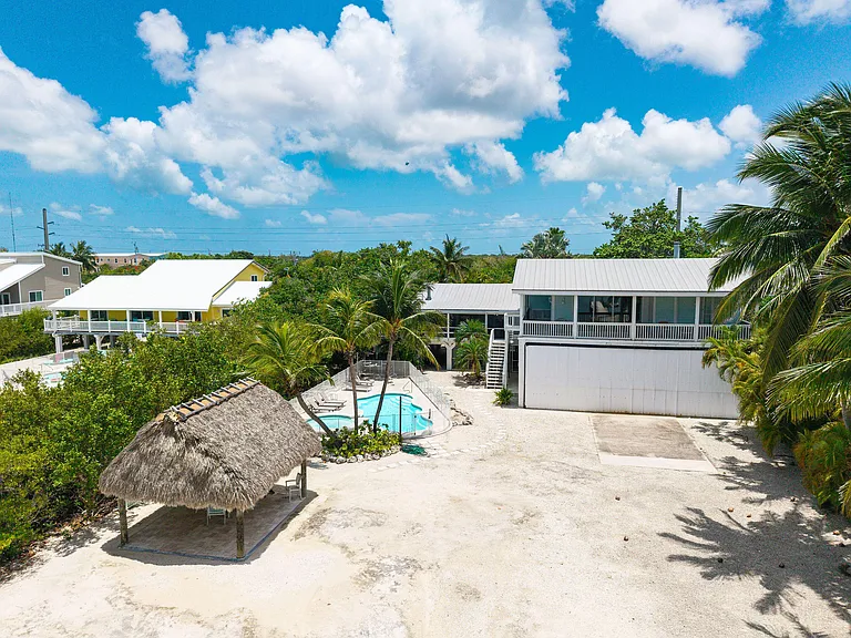 21640 Overseas Hwy — Photo 49