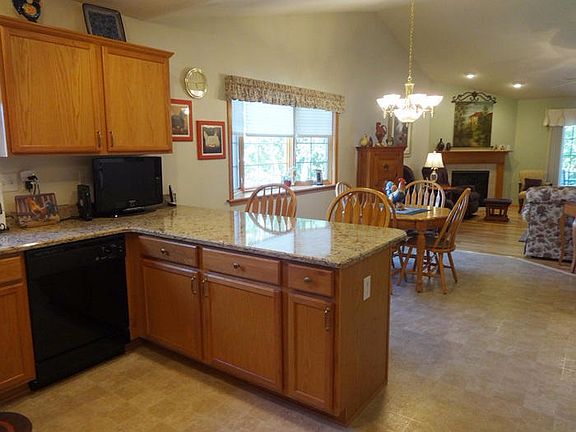 4th image of 624 Annecy Park Cir
