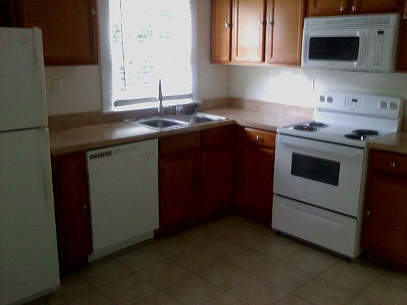 3rd image of 346B Florida Ave