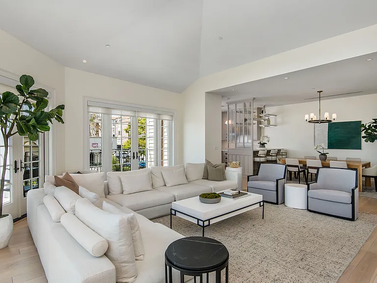 The Residences at Palisades Village — Photo 95