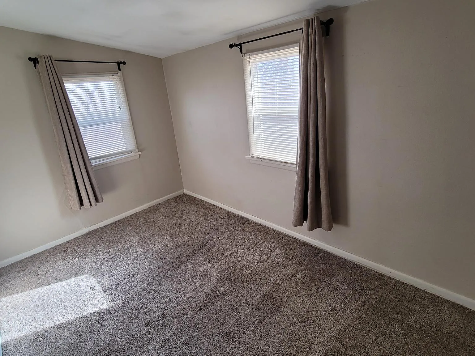 1 bed, 650 sqft, $950 — Photo 3