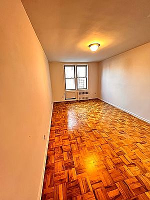 2nd image of 460 E 21st St #2X
