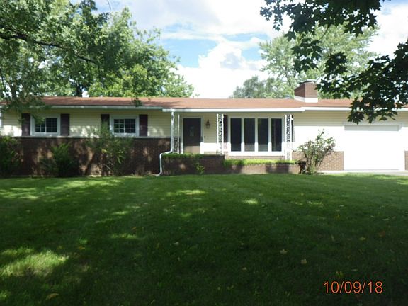 2nd image of 6912 E Fisher Ln