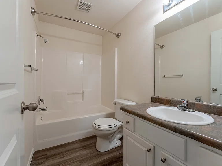 Battlefield Park Apartments — Photo 120