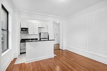 Rented by Cooper & Cooper Real Estate