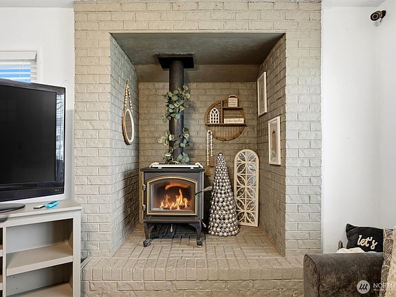 5th image of 1715 N 15th Avenue